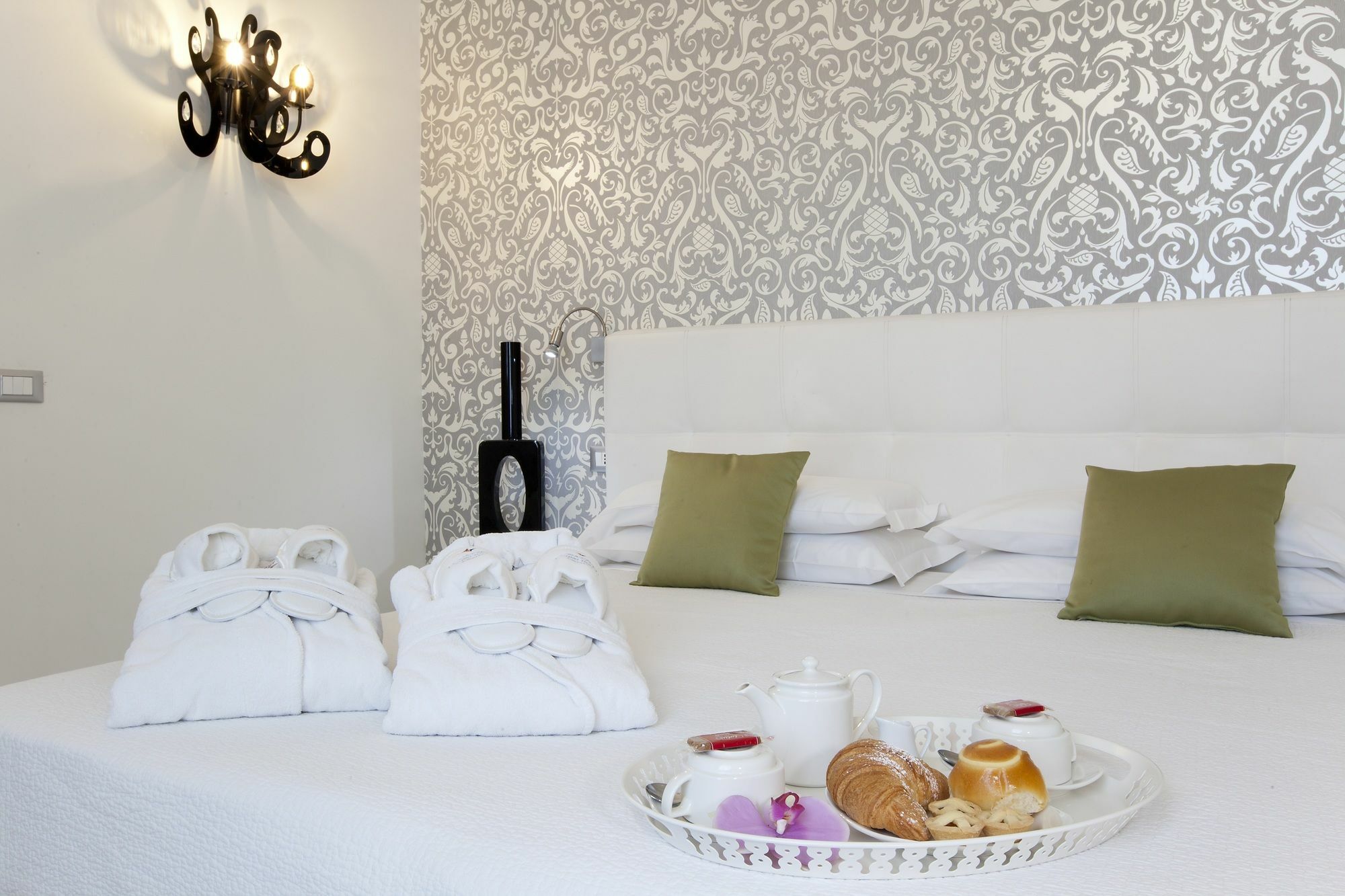 La Piazzetta Guest House Sorrento Bagian luar foto
